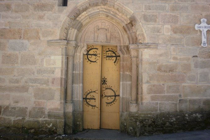 camino-de-santiago-last-100-km-walk-from-sarria-to-santiago-de-compostela
