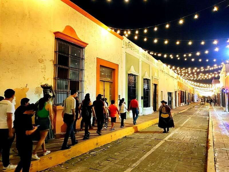 campeche-mexican-tales-theatrical-performance-walking-tour