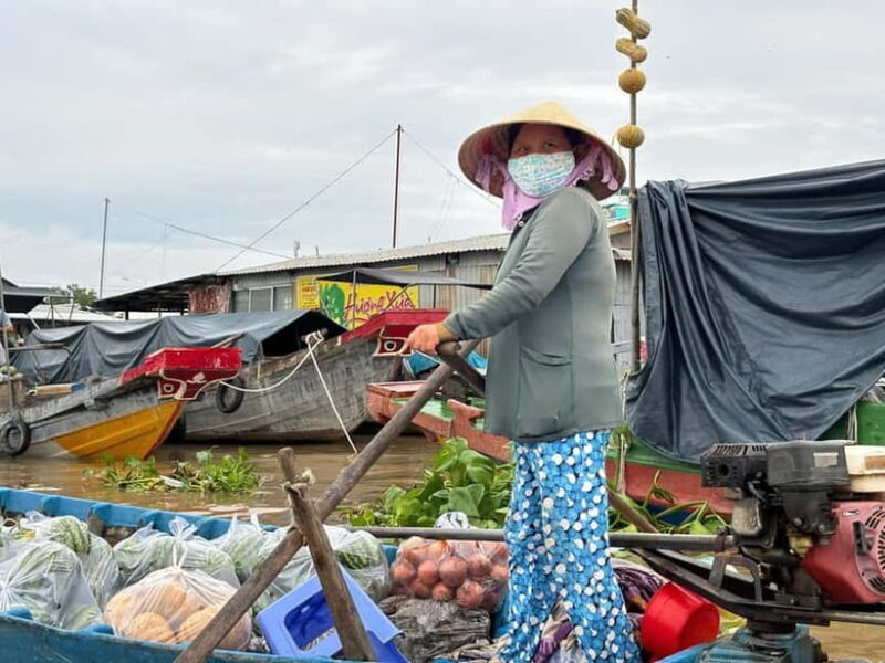 Can Tho: Floating Market, Cacao & Canals with French Guide - Key Points