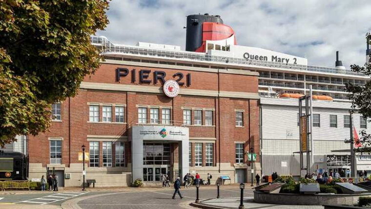canadian-museum-of-immigration-at-pier-21-admission-tour