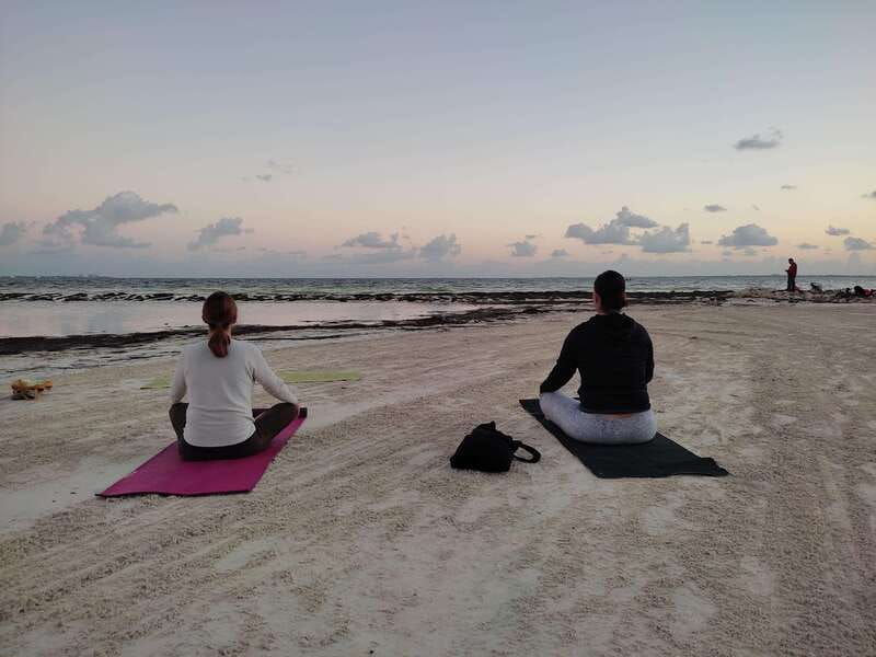 cancun-beach-yoga-class-with-guided-meditation