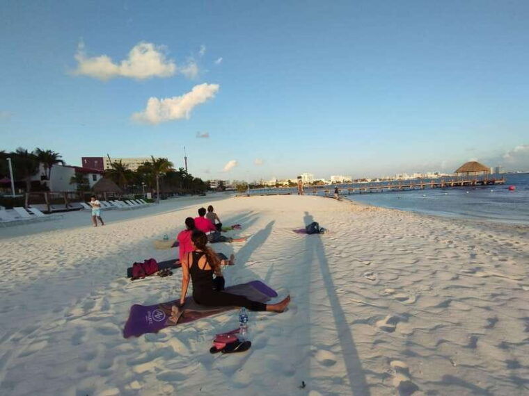 cancun-beach-yoga-class-with-guided-meditation