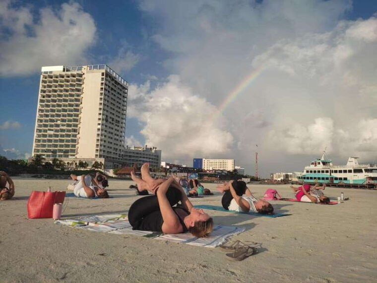 cancun-beach-yoga-class-with-guided-meditation