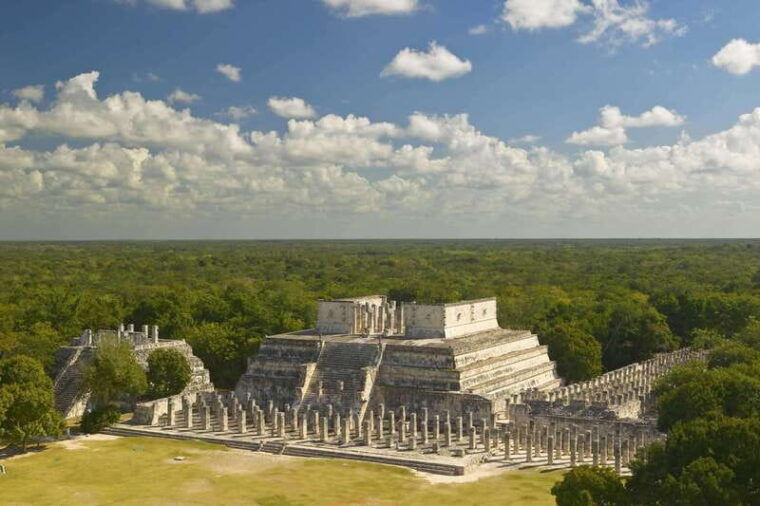 cancun-chichen-itza-early-access-guided-tour