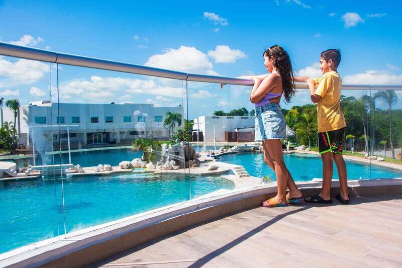 CANCUN: Dolphin Royal Swim with buffet and soft drinks - Practical Tips for Your Dolphin Swim