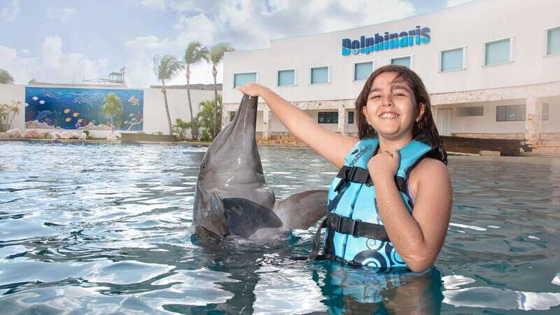 CANCUN: Dolphin Swim Adventure with buffet and soft drinks - FAQ  
