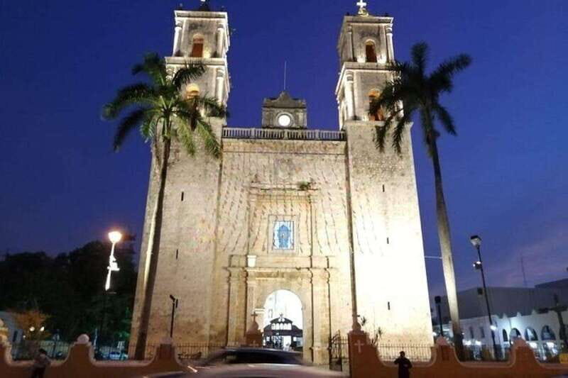 Cancún: Explore Chichen Itza & Cenote Hubiku & Ikkil - Comfortable Transport and Punctual Pickup