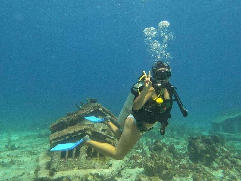 Cancun: First Time Diving Experience with 2 Tanks - Who Will Love This Experience?  
