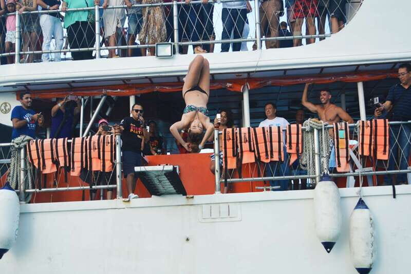 Cancun: Full-Day Catamaran Cruise to Isla Mujeres - Authentic Experiences from Guest Reviews