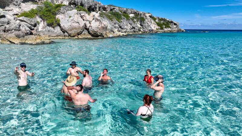 Cancun: Half Day Private Catamaran to Isla Mujeres - Key Points