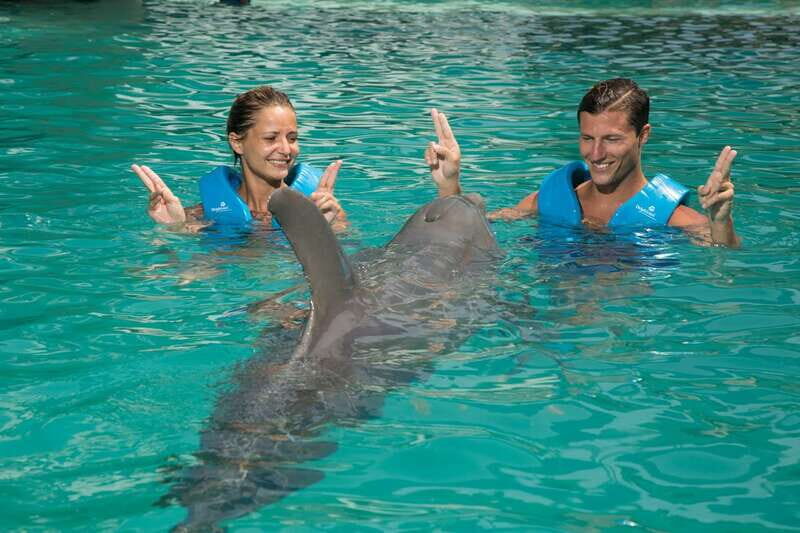 Cancun: Interactive Aquarium - Swim with dolphins Premium - Practical Tips for Your Visit