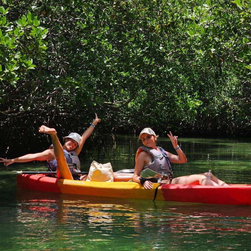 cancun-kayaking-tour-in-nichupte-lagoon