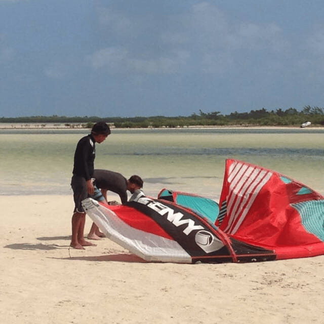 Cancun: Kite Surfing class - Key Points