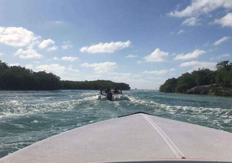 cancun-laguna-nichupte-speedboat-snorkeling-tour