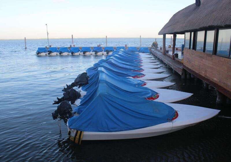 cancun-laguna-nichupte-speedboat-snorkeling-tour