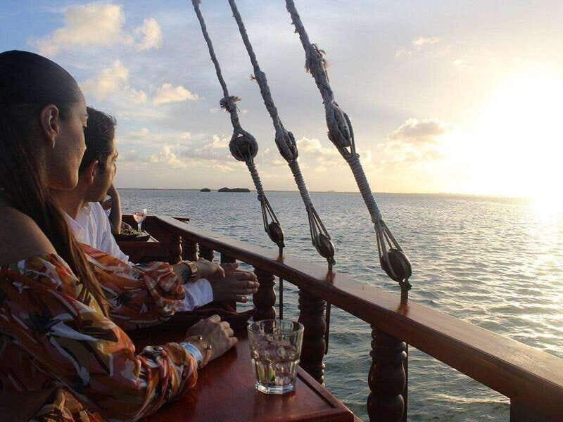 Cancun: Lobster Dinner Spanish Galleon Cruise - Who This Tour Is Perfect For
