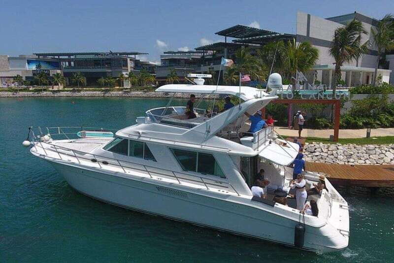 Cancun: Luxury Yacht Tour to Isla Mujeres with Chef - SR55C - Introduction