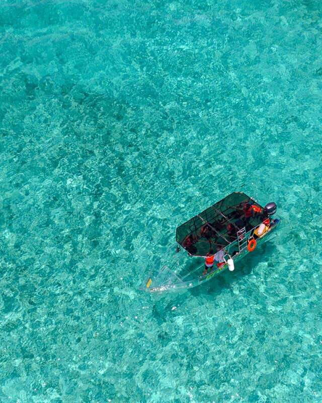 cancun-nichupte-lagoon-transparent-boat-tour-with-drinks