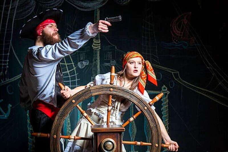 Cancun: Night Pirate Ship Cruise with Dinner and Show - Key Points