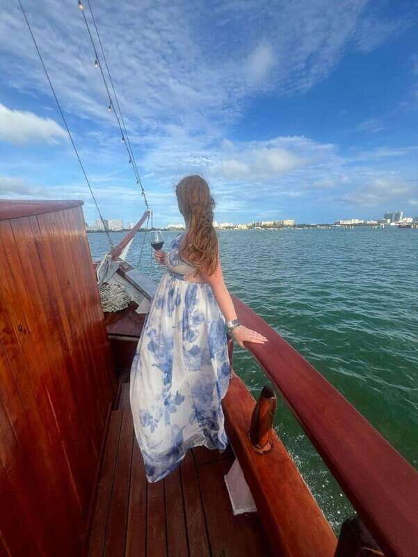 Cancun: Romantic Dinner and Sailing on a Beautiful Lagoon - Who Will Love This Experience