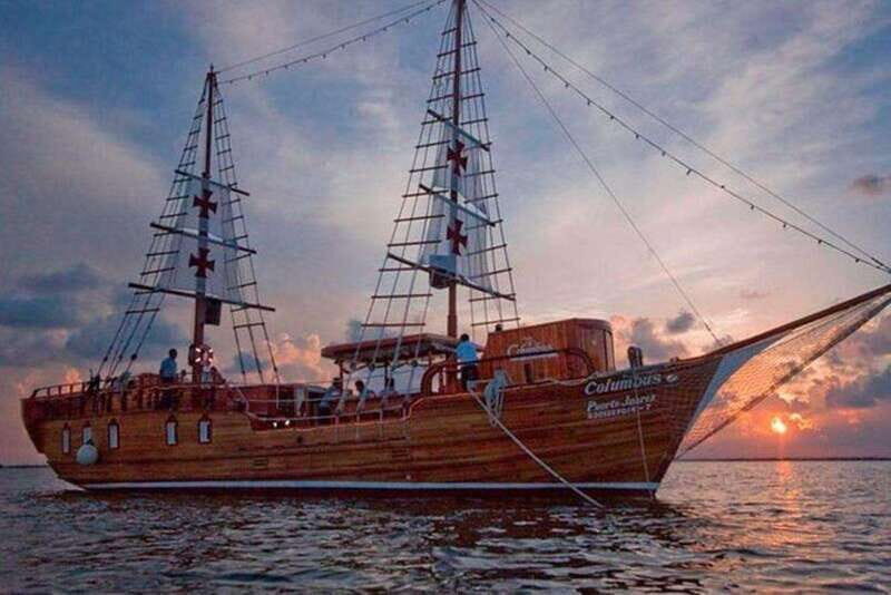 Cancun: Sailing & Romantic Dinner - Key Points