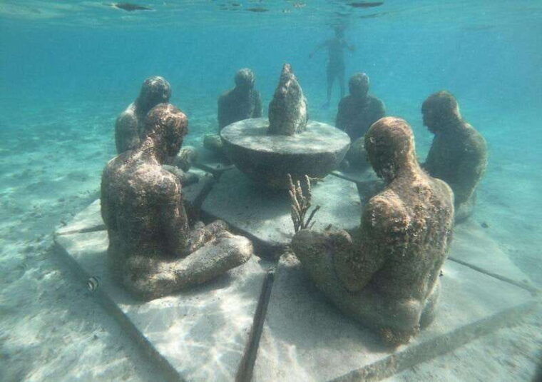 cancun-speedboat-ride-and-snorkeling-adventure