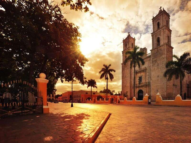 Cancun: Tour Chichen Itza, Valladolid & Cenote with lunch - The Practical Side: Transportation, Guides, and Cost