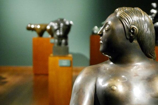candelaria-and-fernando-botero-museum-tour-in-bogota