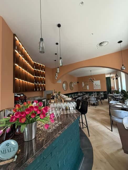 Candlelight dinner for two - Italian night in Berlin - Practical Tips for Booking and Visiting
