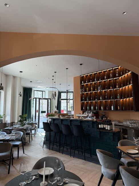 Candlelight dinner for two - Italian night in Berlin - Who Should Consider This Experience?