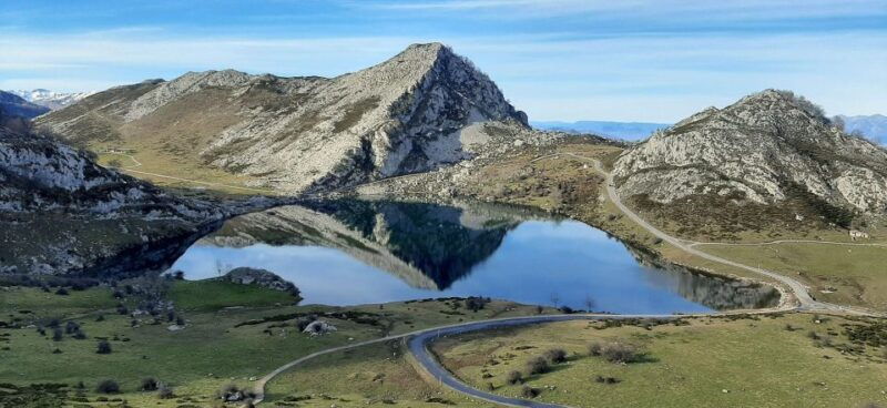 cangas-de-onis-lakes-of-covadonga-guided-tour
