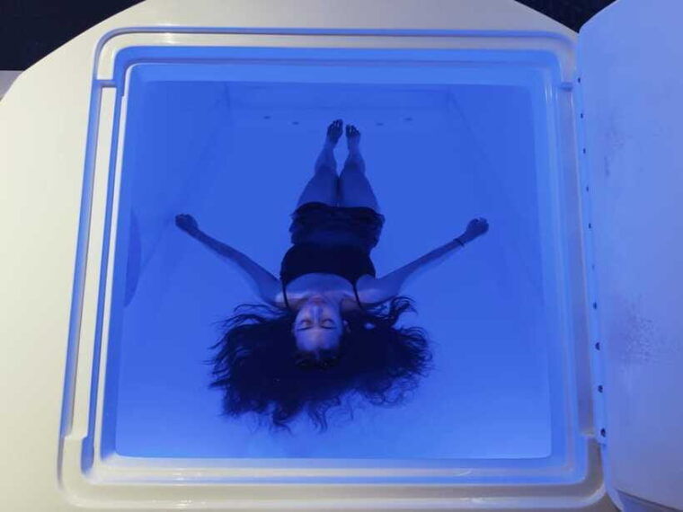 canggu-bali-zero-gravity-flotation-therapy-by-solace-float