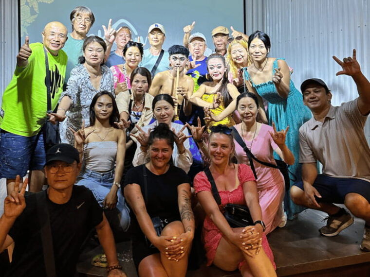 canggu-deaf-dancer-show-with-dinner