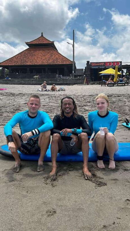 canggu-private-surf-lesson-with-certified-lifeguard