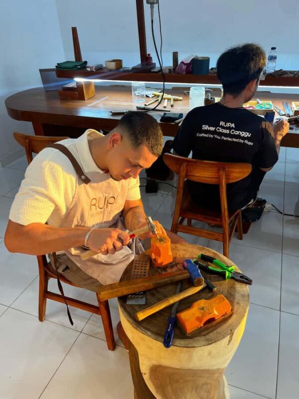 Canggu: Ring Making Class with Sunset & Photos Included - Key Points