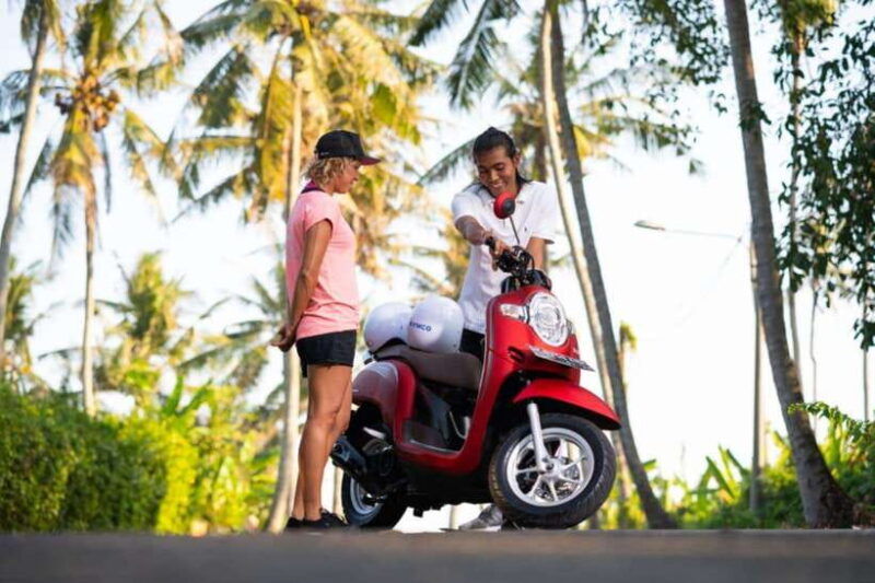 canggu-scooter-lesson-with-professional-instructor