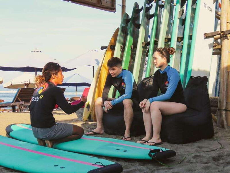 canggu-surf-lesson-for-all-levels