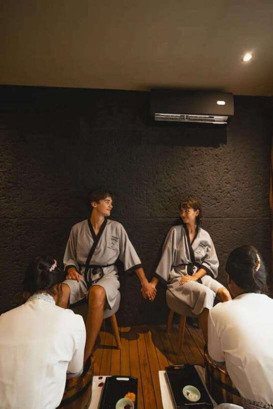 canggu-svaha-spa-nelayan-relax-flower-bath-experience