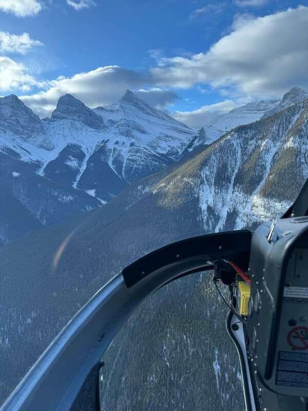 canmore-35-minute-heli-tour-mt-assiniboine-its-glaciers