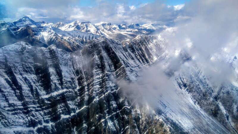 canmore-35-minute-heli-tour-mt-assiniboine-its-glaciers