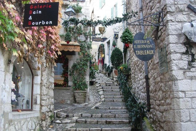 cannes-antibes-st-paul-de-vence-half-day-private-tour