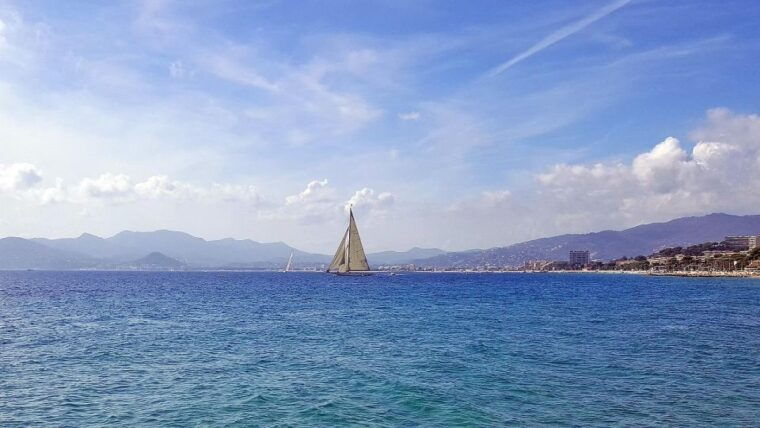 cannes-capture-the-most-photogenic-spots-with-a-local
