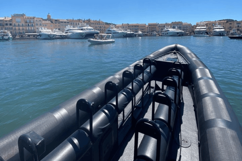 cannes-coastline-boat-excursion-to-st-tropez-via-esterel