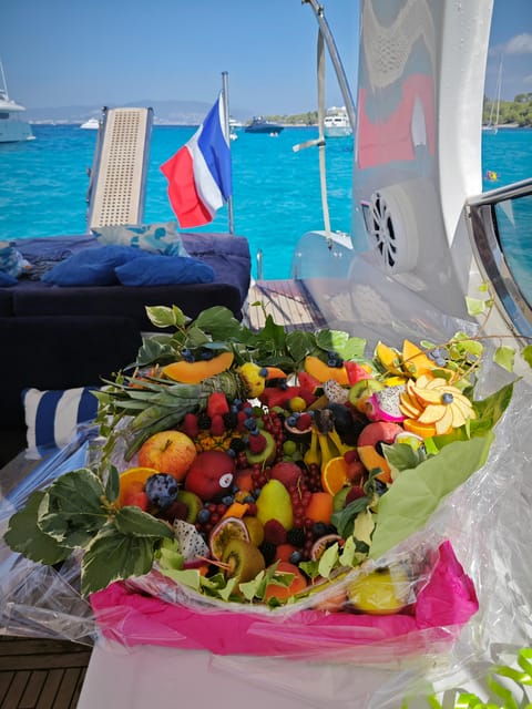 cannes-luxury-boat-trip-swimming-snorkling-suntanning