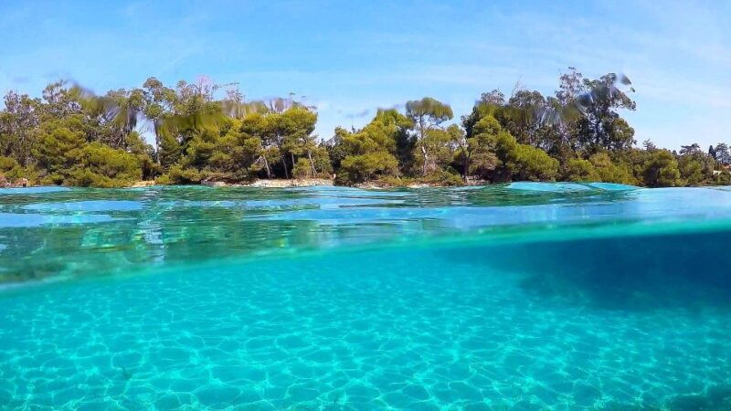cannes-private-boat-trip-to-lerins-islands-cap-dantibes