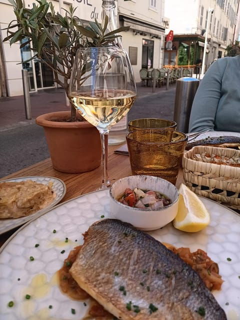 cannes-traditional-food-group-walking-tour