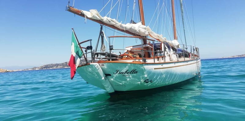 Cannigione: boat tour Maddalena Archipelago with lunch - Lunch: Sardinian Delights on Board