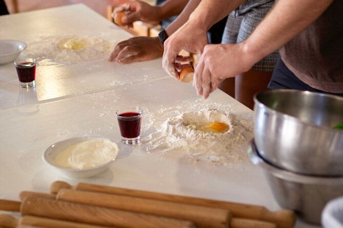 cannoli-cooking-class-in-taormina