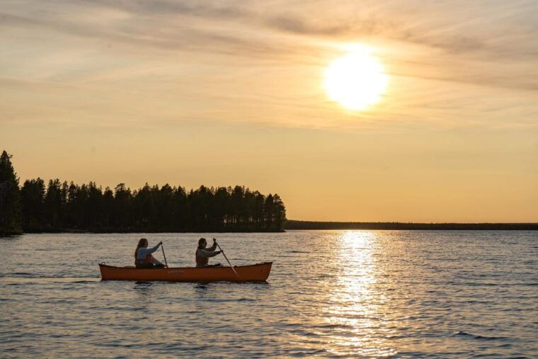 canoe-adventure-in-lapland