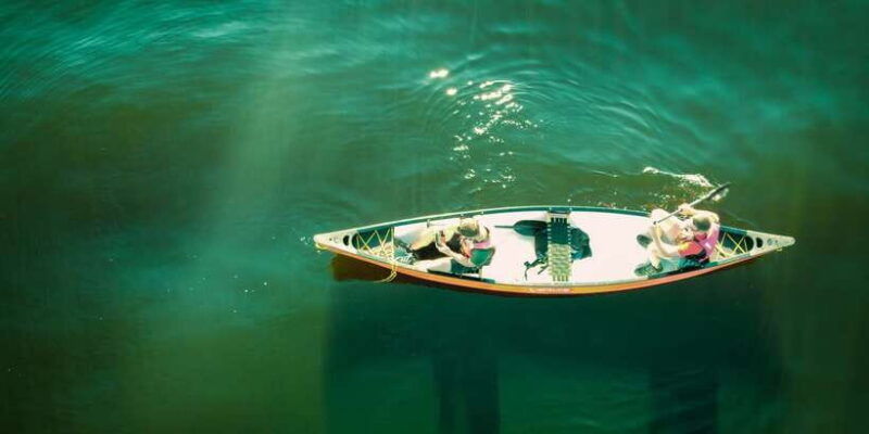 canoe-ride-in-mount-lavinia